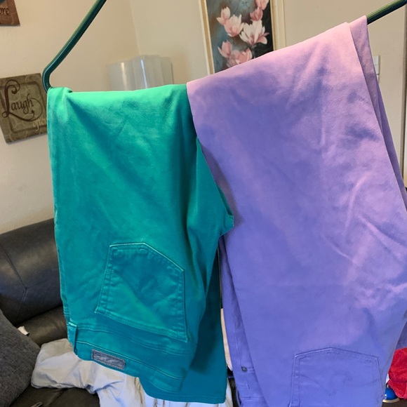 Woman jeans and pants - Picture 2 of 6